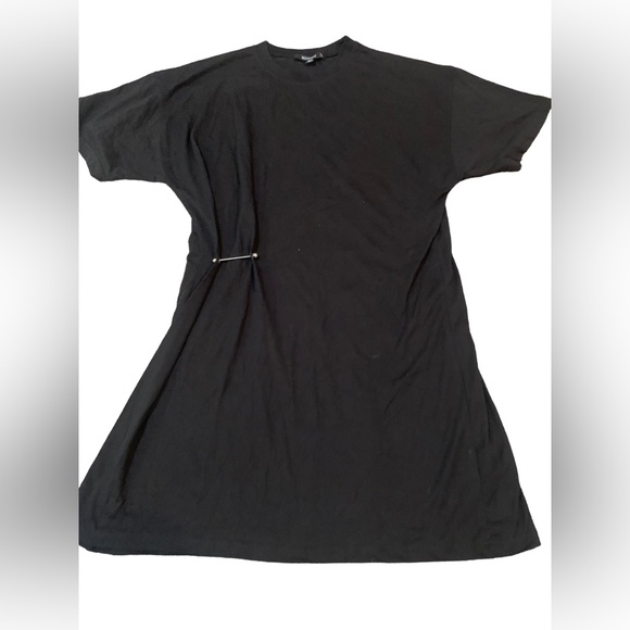 Missguided black cotton t-shirt dress - Picture 1 of 3